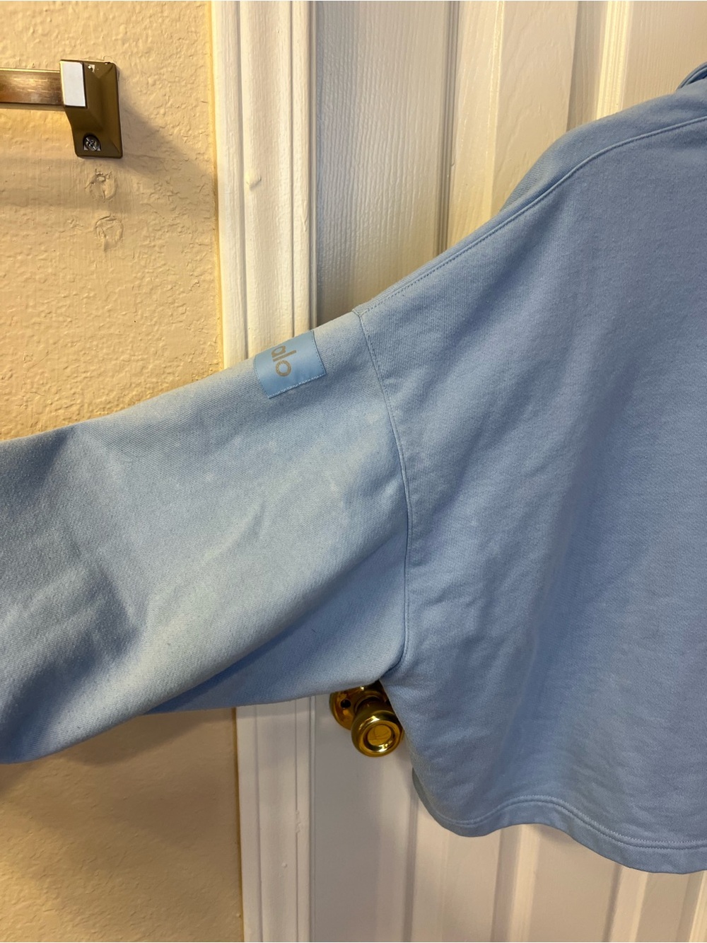 ALO Yoga Light Blue Cropped Polo Sweatshirt - Picture 6 of 9